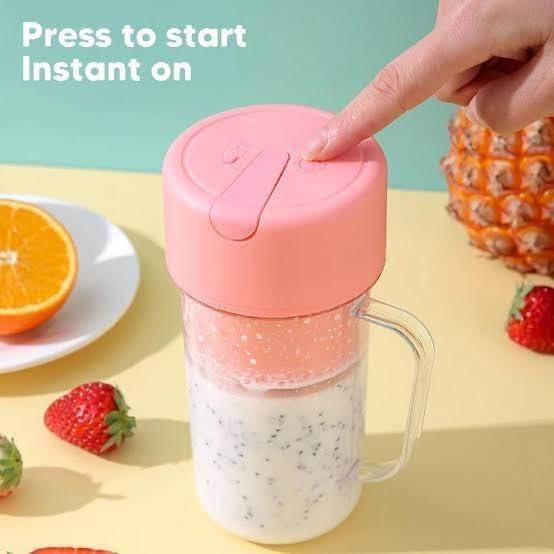 Gardino Juicer Mixer, straw-type juicing cup 4 Blade Smoothie Maker & Portable Electric USB Juice Maker, Rechargeable Bottle & Portable Fruit Blender Maker Protein Shaker - Gardino