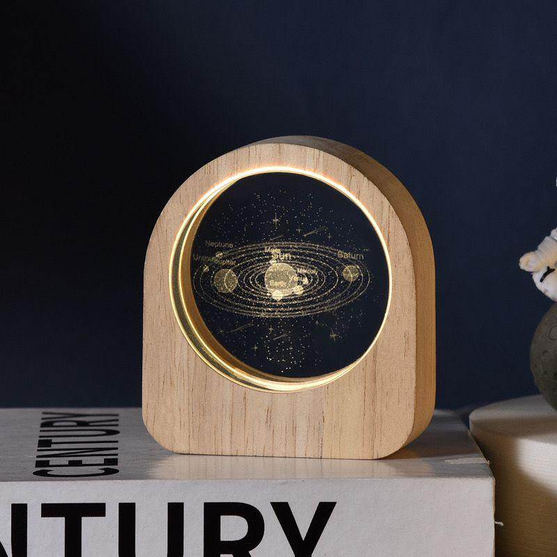 Crystal Ball Night Lamp with Wooden Frame, USB Powered System, 3D LED Sphere for Home and Office Décor - Gardino