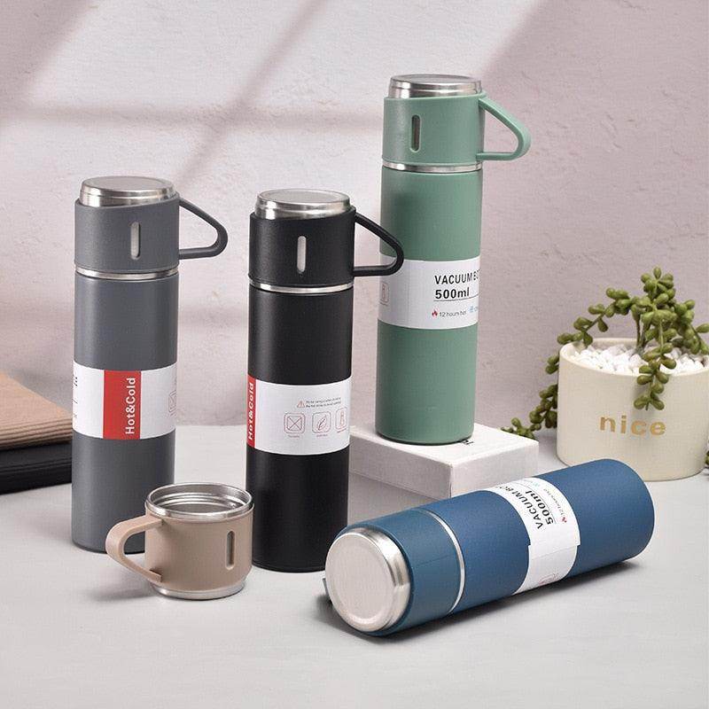 Latest Steel Vacuum Flask Set with 3 Stainless Steel Cups Combo - 500ml - Keeps HOT/Cold | Ideal Gift for Winter - Housewarming Random Color - Gardino